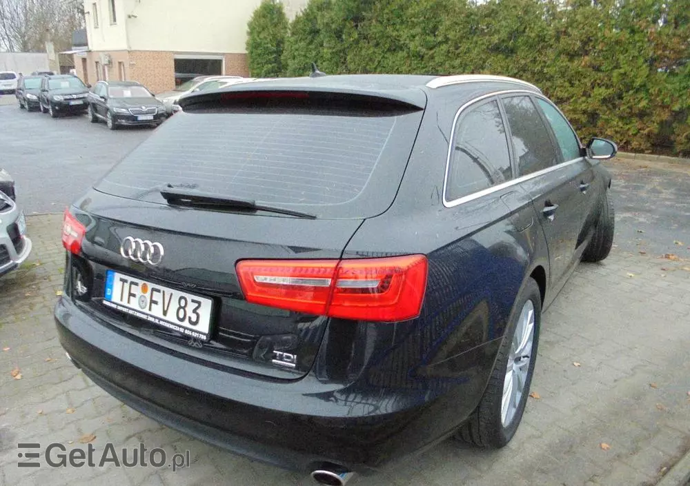 AUDI A6 Avant 3.0 TDI DPF quattro S tronic