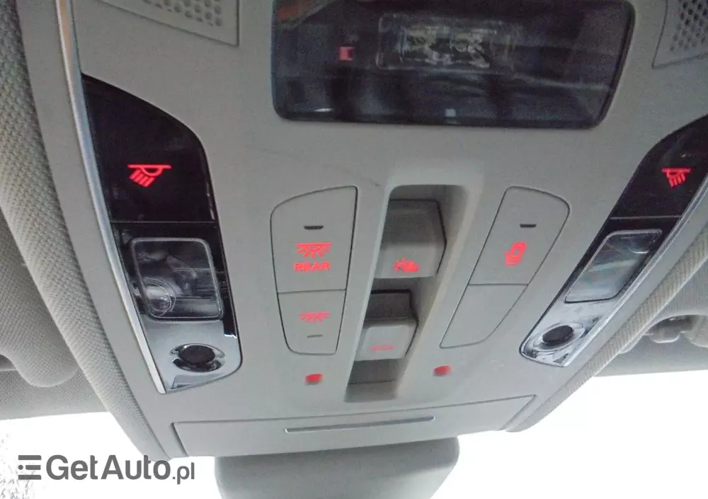 AUDI A6 Avant 3.0 TDI DPF quattro S tronic