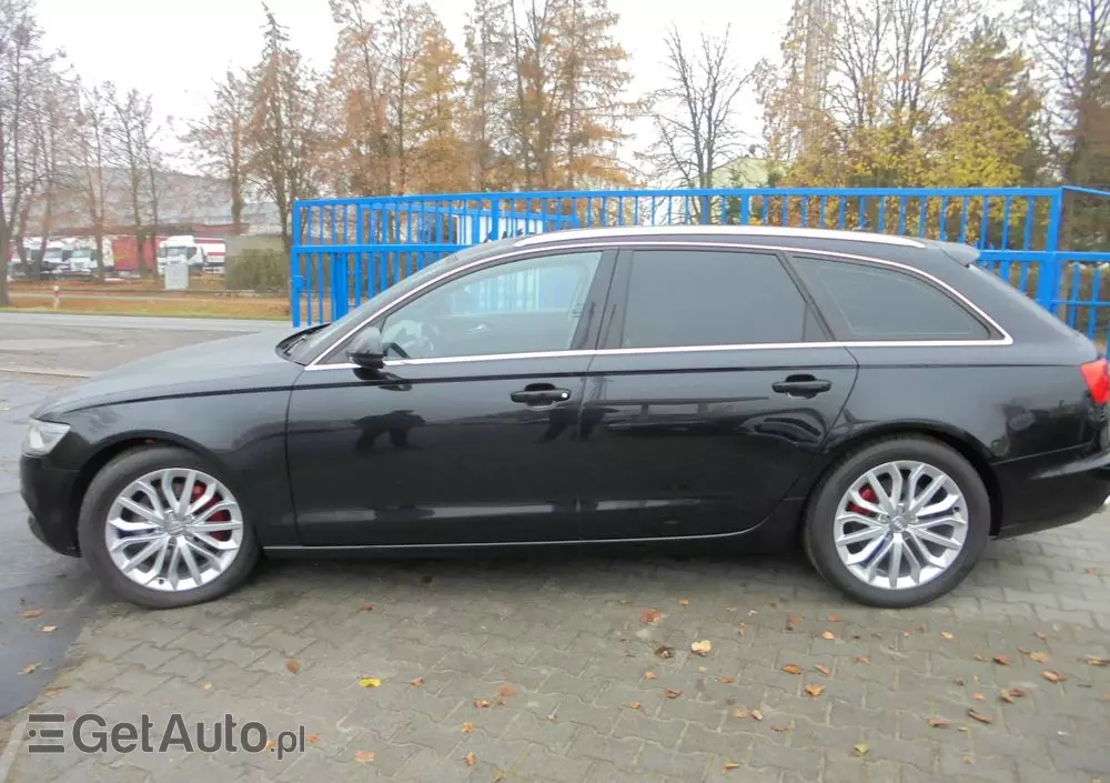 AUDI A6 Avant 3.0 TDI DPF quattro S tronic