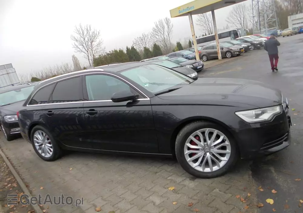 AUDI A6 Avant 3.0 TDI DPF quattro S tronic
