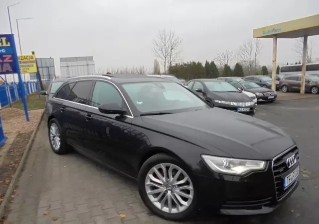AUDI A6 Avant 3.0 TDI DPF quattro S tronic