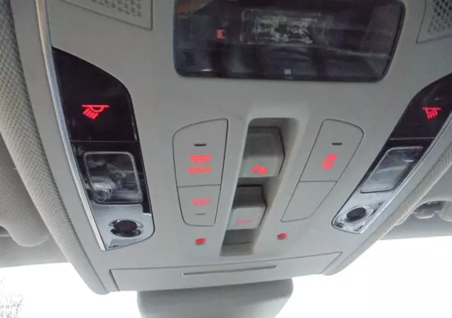 AUDI A6 Avant 3.0 TDI DPF quattro S tronic