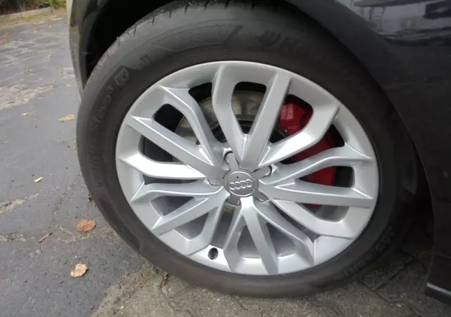 AUDI A6 Avant 3.0 TDI DPF quattro S tronic