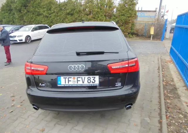 AUDI A6 Avant 3.0 TDI DPF quattro S tronic