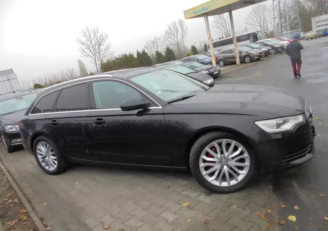 AUDI A6 Avant 3.0 TDI DPF quattro S tronic