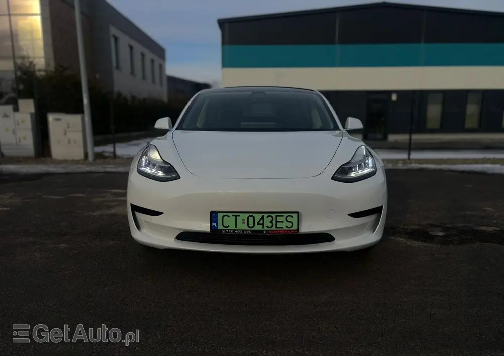 TESLA Model 3 Langstreckenbatterie Hinterradantrieb