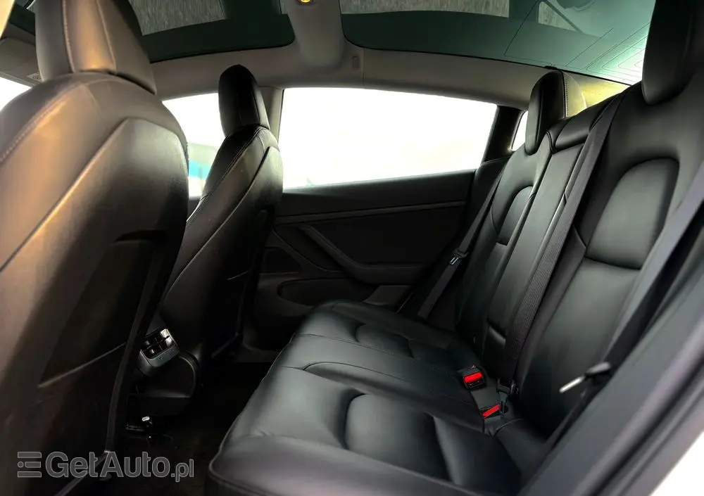 TESLA Model 3 Langstreckenbatterie Hinterradantrieb