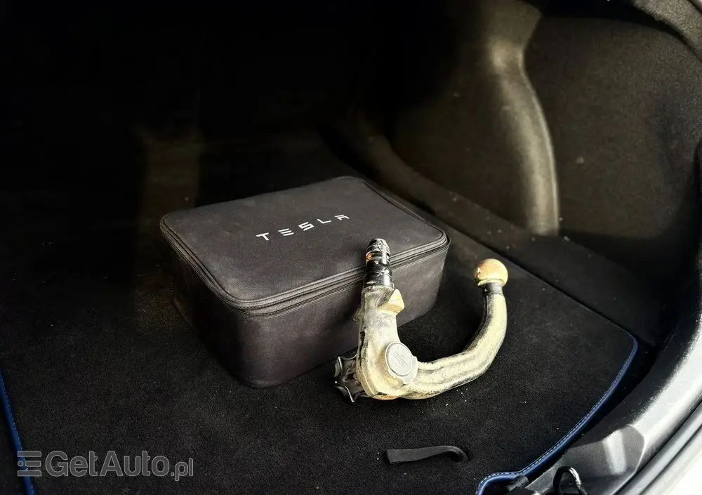 TESLA Model 3 Langstreckenbatterie Hinterradantrieb