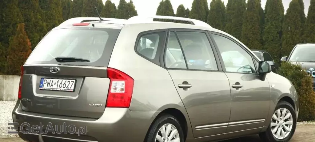 KIA Carens 