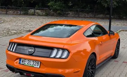 FORD Mustang 