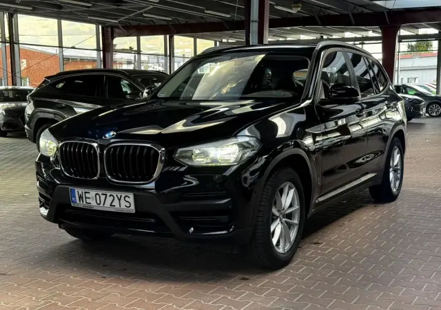 BMW X3 XDrive20d Advantage