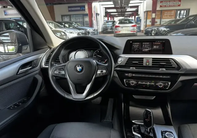 BMW X3 XDrive20d Advantage