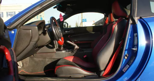 SUBARU BRZ 2.0i Sport +