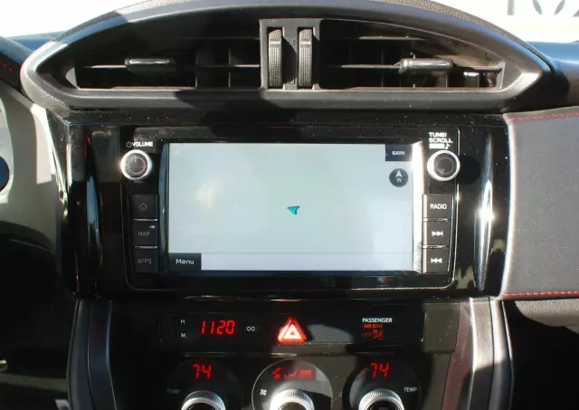 SUBARU BRZ 2.0i Sport +