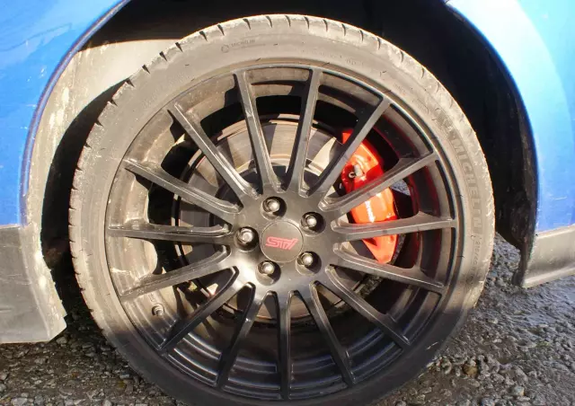 SUBARU BRZ 2.0i Sport +