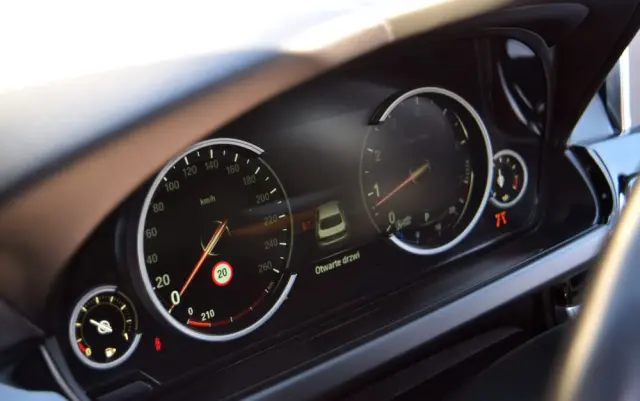 BMW Seria 6 640i xDrive M Sport Edition