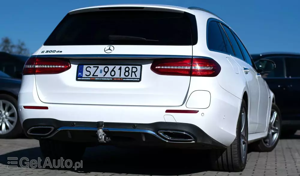 MERCEDES-BENZ Klasa E 300 de AMG