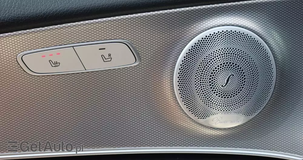 MERCEDES-BENZ Klasa E 300 de AMG