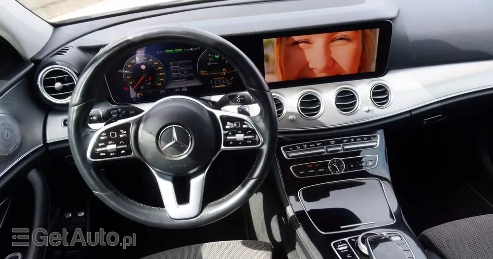 MERCEDES-BENZ Klasa E 300 de AMG