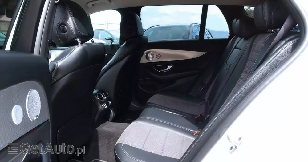 MERCEDES-BENZ Klasa E 300 de AMG