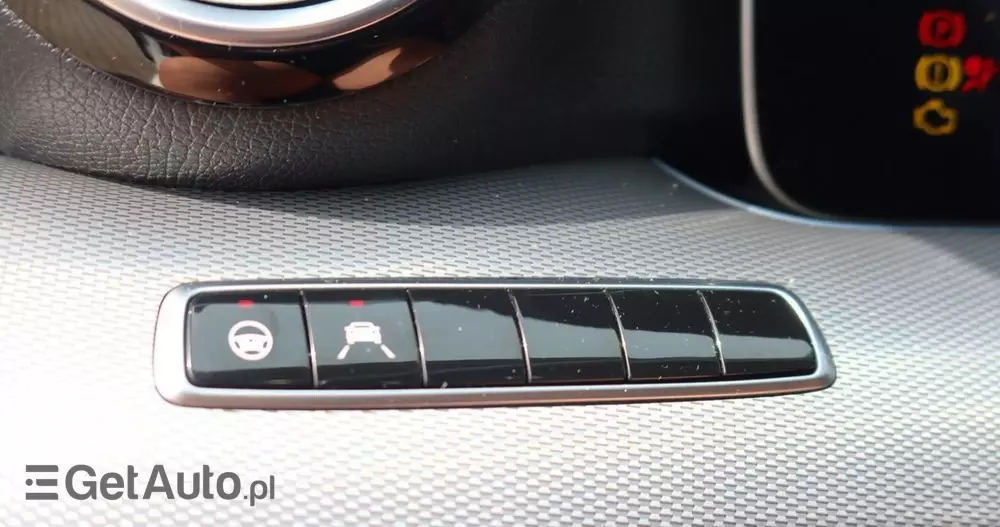 MERCEDES-BENZ Klasa E 300 de AMG