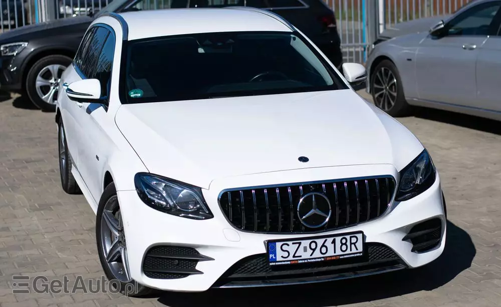 MERCEDES-BENZ Klasa E 300 de AMG