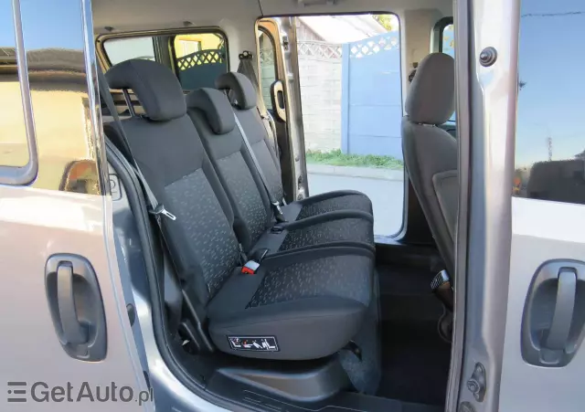 OPEL Combo 2.0 CDTI L2H1 Edition