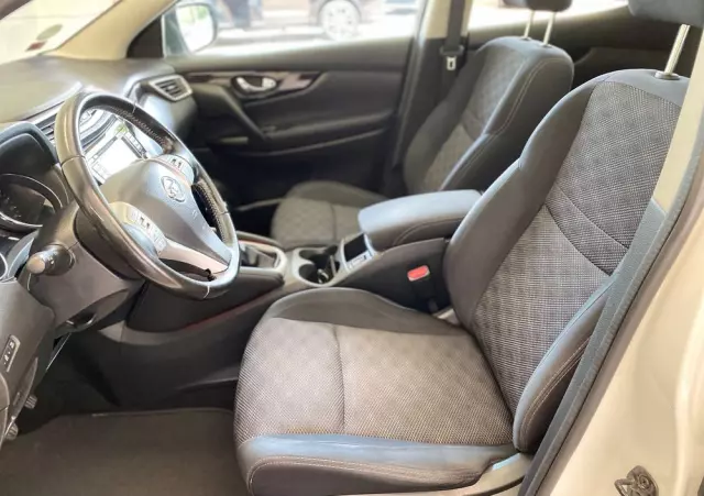 NISSAN Qashqai 1.5 dCi Tekna EU6