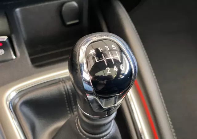 NISSAN Qashqai 1.5 dCi Tekna EU6