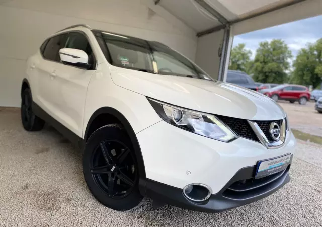 NISSAN Qashqai 1.5 dCi Tekna EU6