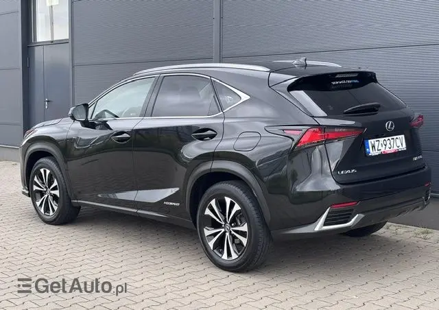 LEXUS NX 300h F Impression AWD