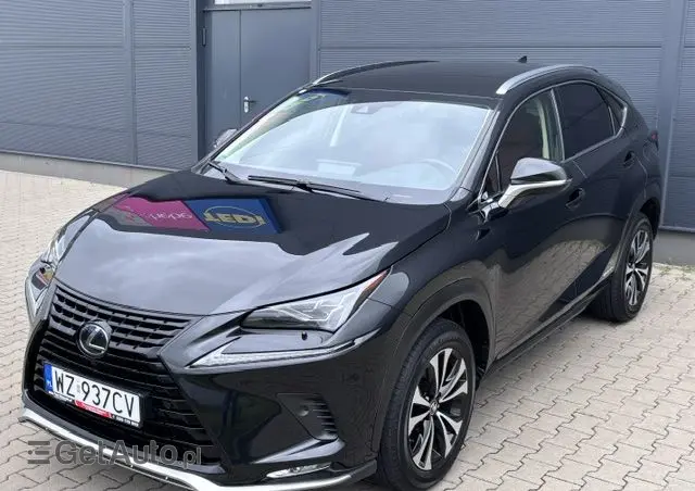 LEXUS NX 300h F Impression AWD
