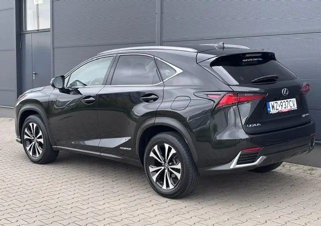 LEXUS NX 300h F Impression AWD