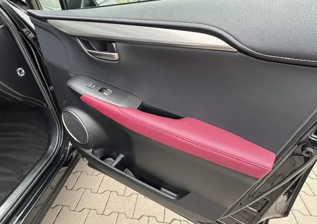 LEXUS NX 300h F Impression AWD