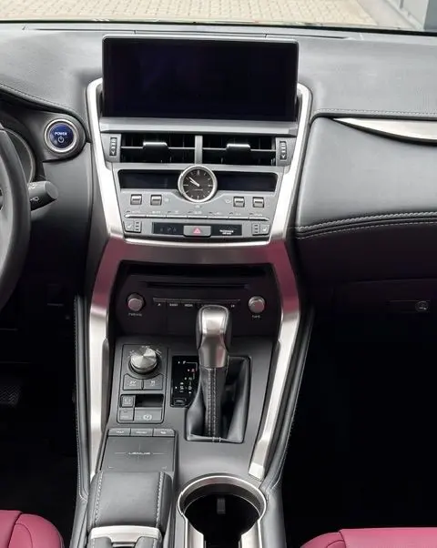 LEXUS NX 300h F Impression AWD