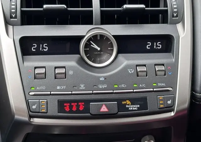 LEXUS NX 300h F Impression AWD