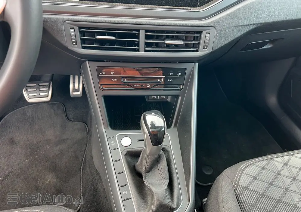 VOLKSWAGEN Taigo 1.5 TSI ACT R-Line Plus DSG