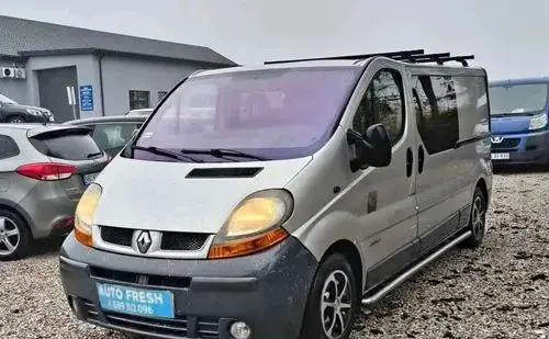 RENAULT Trafic 