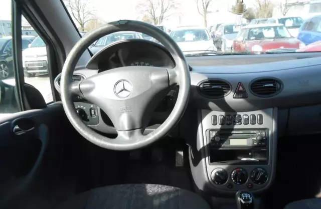 MERCEDES-BENZ Klasa A 