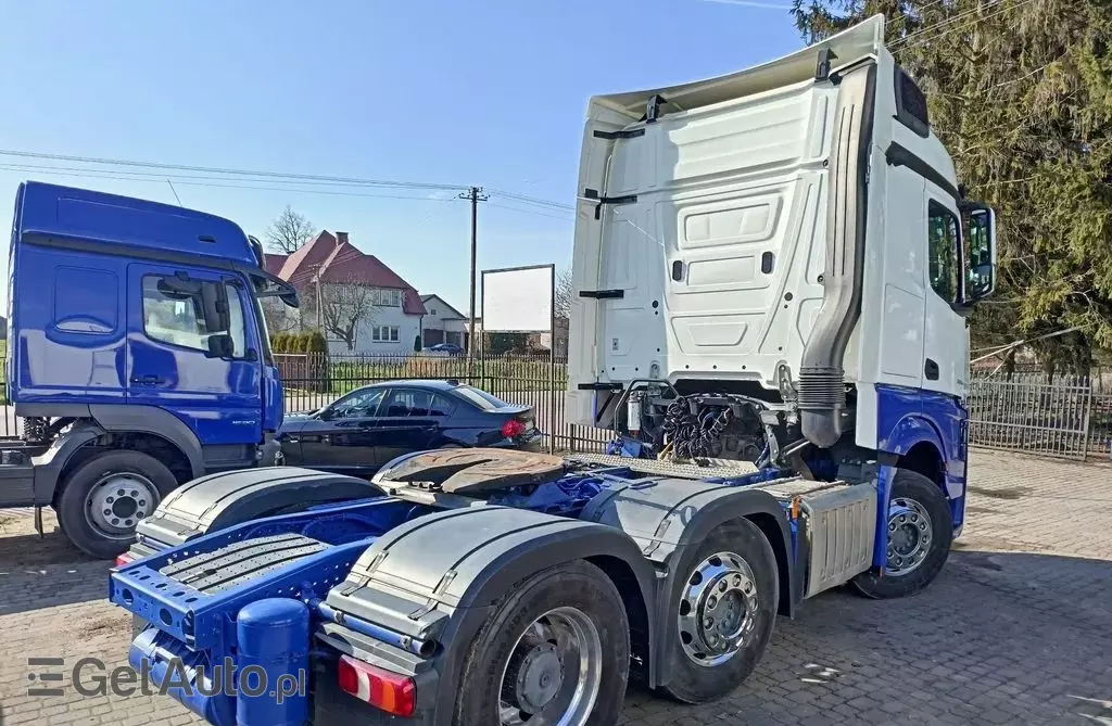 MERCEDES-BENZ Actros 