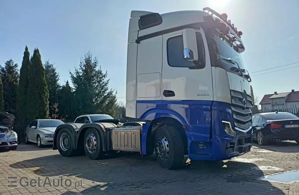 MERCEDES-BENZ Actros 