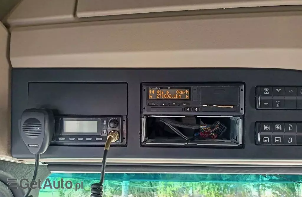 MERCEDES-BENZ Actros 