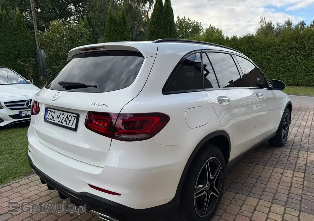 MERCEDES-BENZ GLC 300 4Matic 9G-TRONIC Edition AMG Line