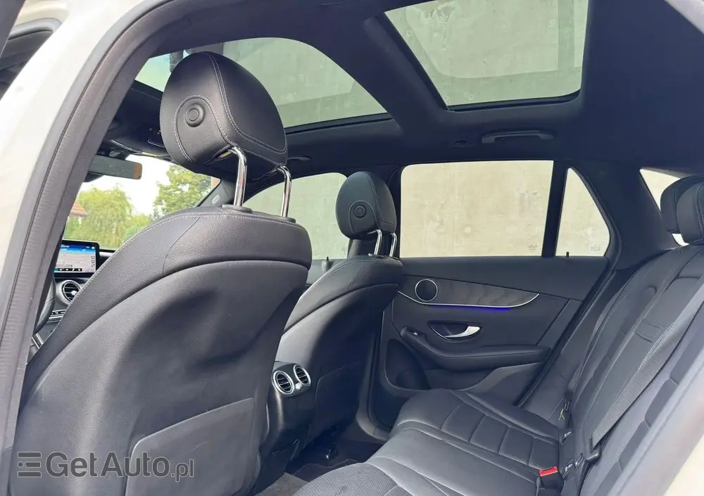 MERCEDES-BENZ GLC 300 4Matic 9G-TRONIC Edition AMG Line