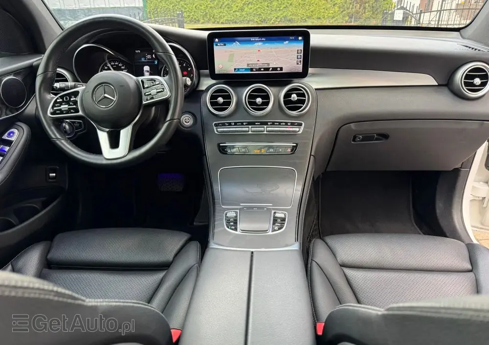 MERCEDES-BENZ GLC 300 4Matic 9G-TRONIC Edition AMG Line