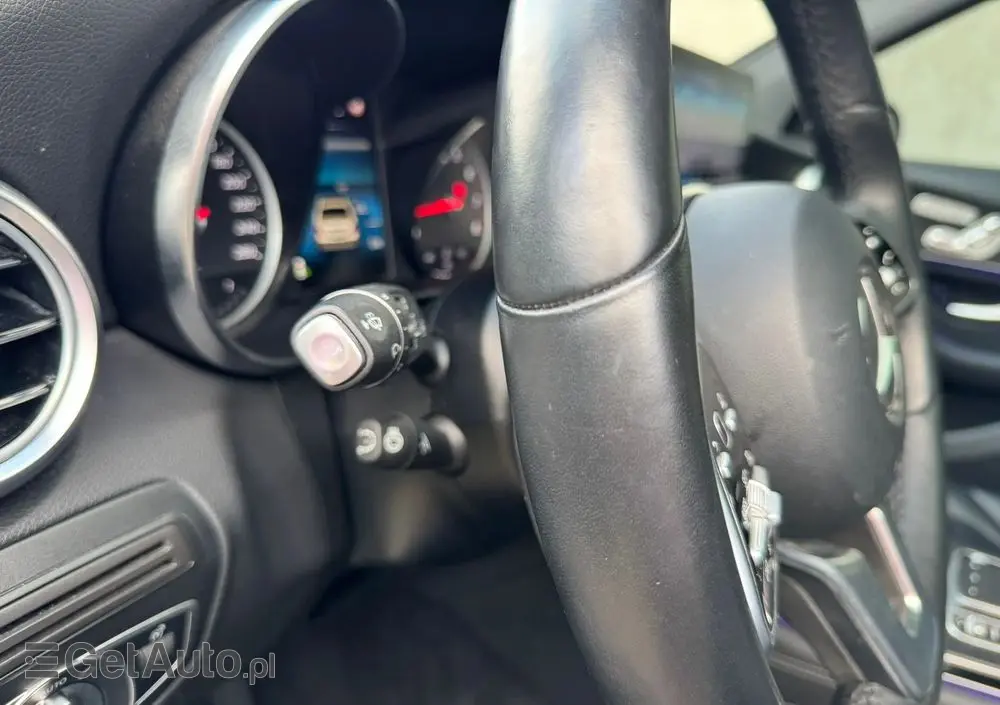 MERCEDES-BENZ GLC 300 4Matic 9G-TRONIC Edition AMG Line