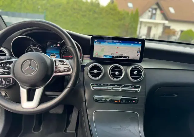 MERCEDES-BENZ GLC 300 4Matic 9G-TRONIC Edition AMG Line