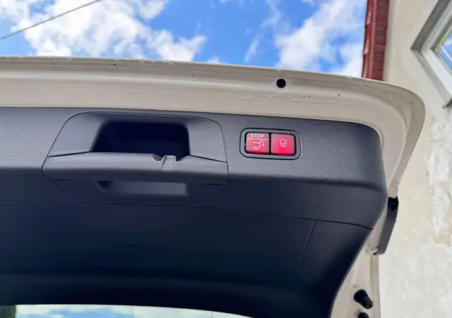 MERCEDES-BENZ GLC 300 4Matic 9G-TRONIC Edition AMG Line