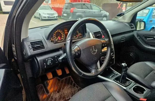 MERCEDES-BENZ Klasa A 