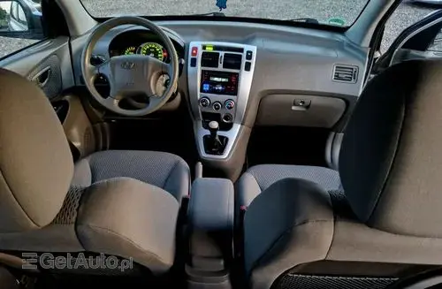 HYUNDAI Tucson 